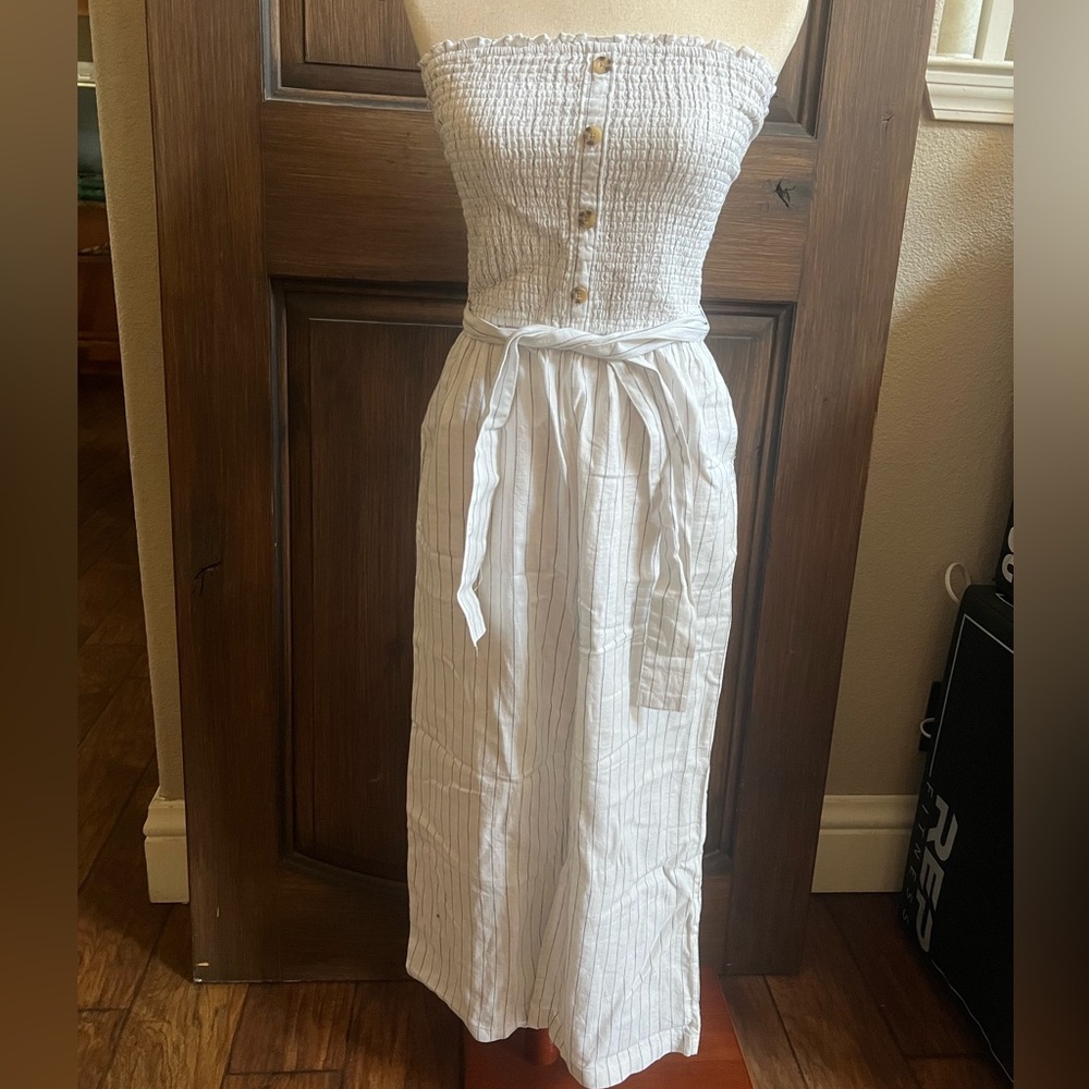 Abercrombie Strapless Smocked Linen Jumpsuit Medium